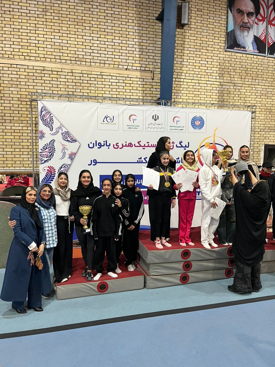 کسب عنوان سومی لیگ ژیمناستیک هنری بانوان کشور