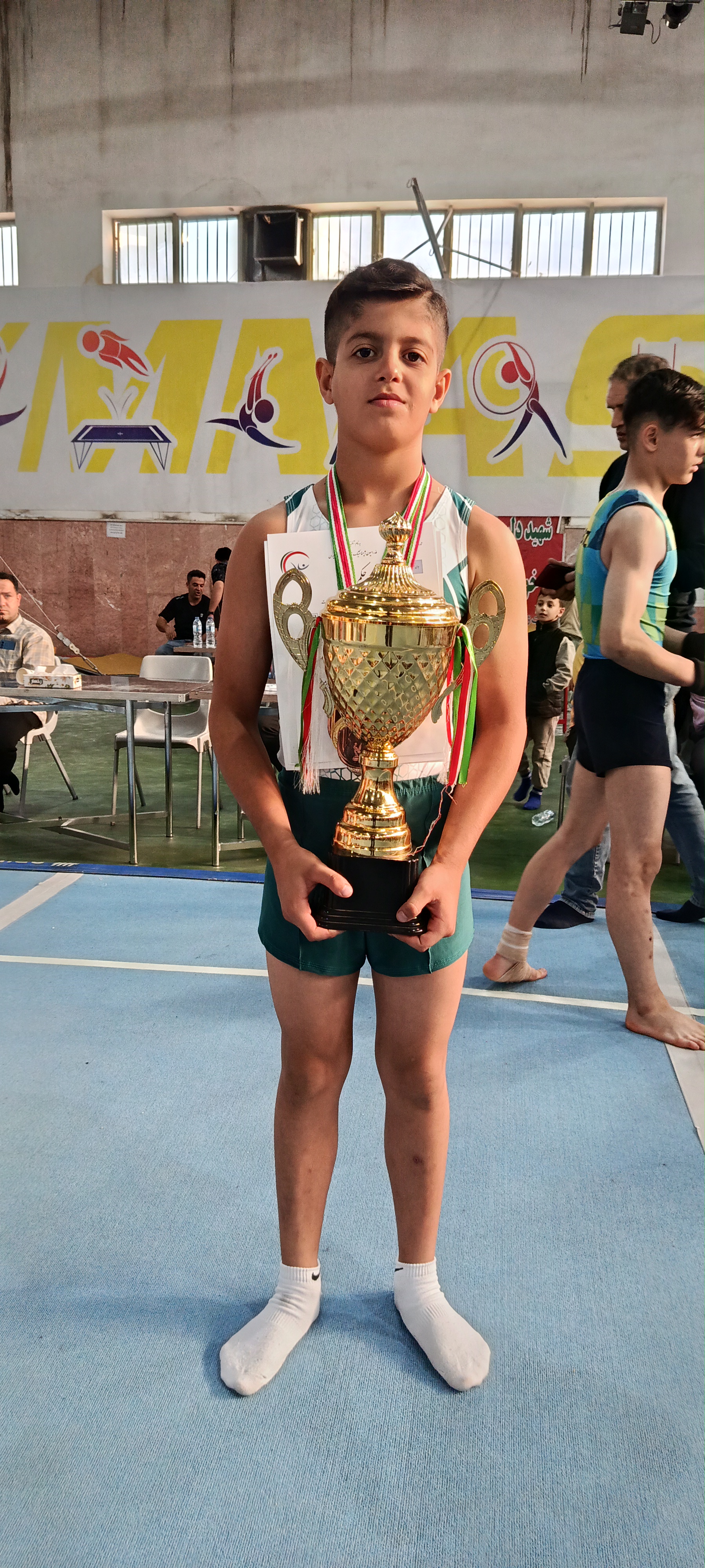 قهرمانی در مسابقات کشور